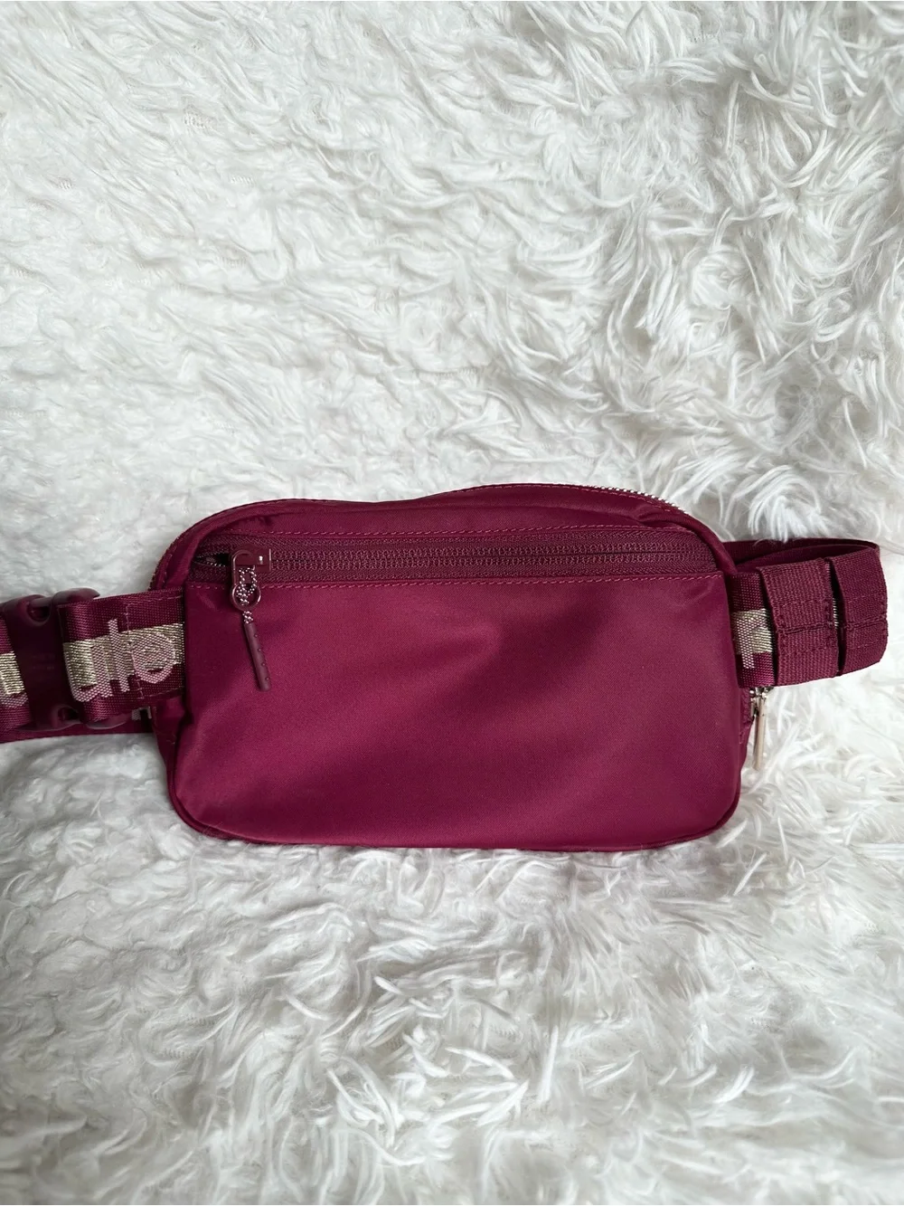 Lululemon Everywhere Burgundy Belt Bag